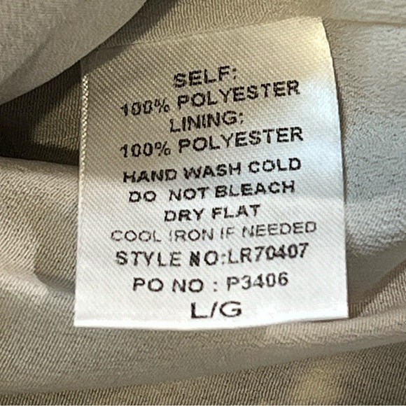 MAIN STRIP Romper Snake Skin Print, V-Neck, Gray/Black & White, Size‎ Large - Picture 6 of 12